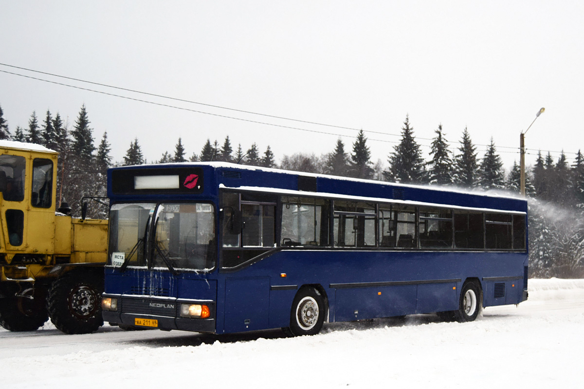 Тверская область, Neoplan N416SL II № АА 211 69