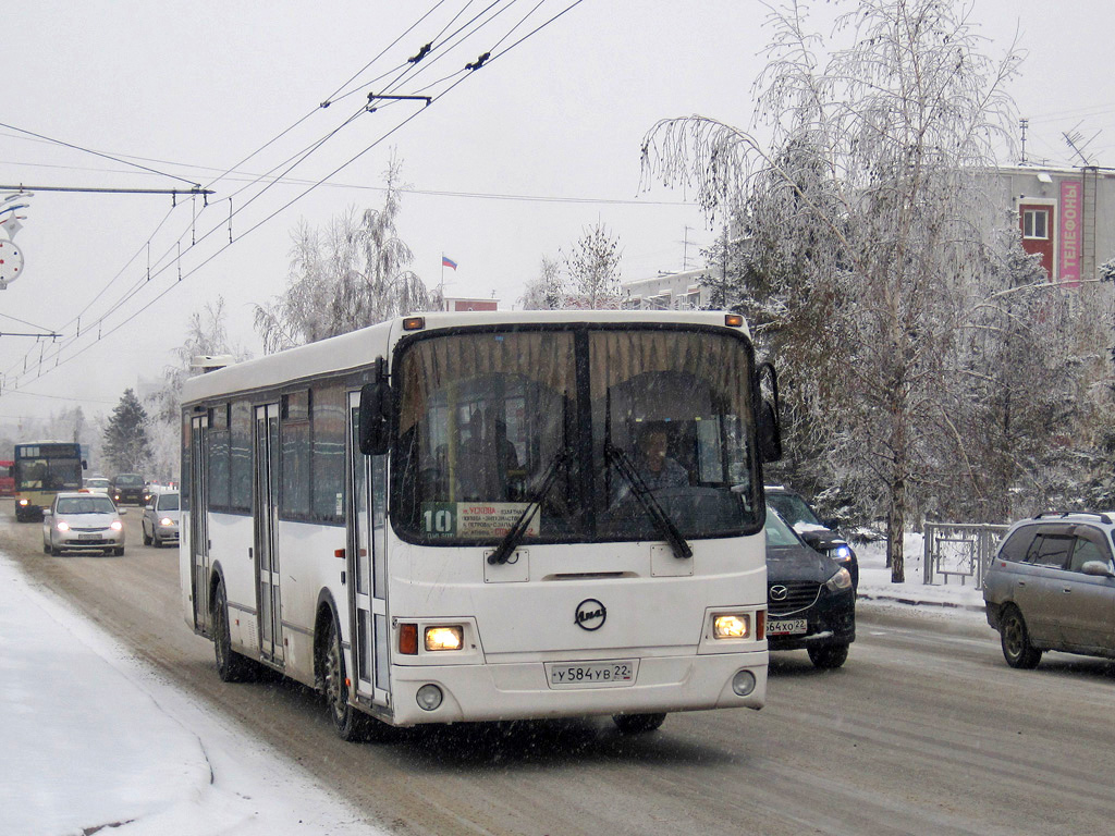 Altayskiy kray, LiAZ-5256.53 № У 584 УВ 22