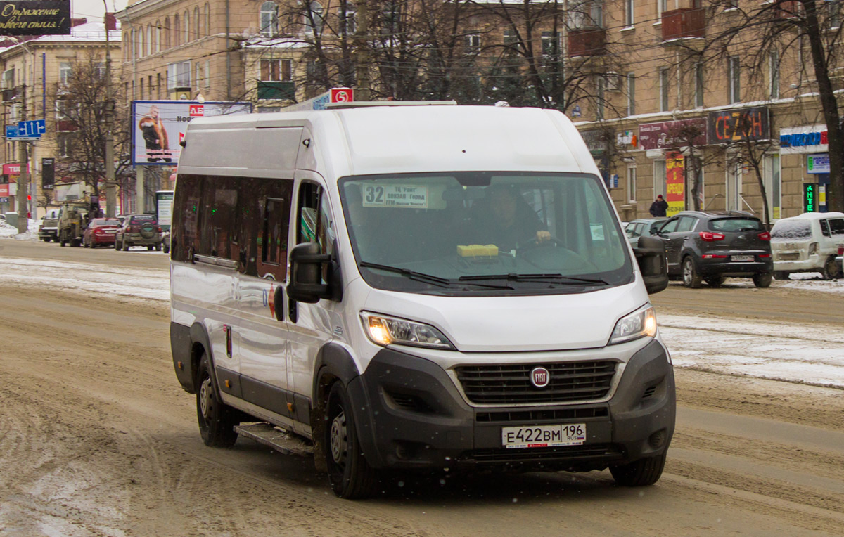 Свердловская область, Нижегородец-FST613 (FIAT Ducato) № Е 422 ВМ 196