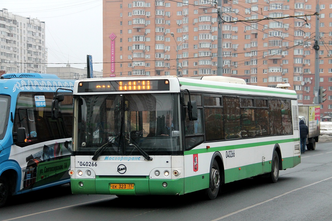 Moskva, LiAZ-5292.21 č. 040266