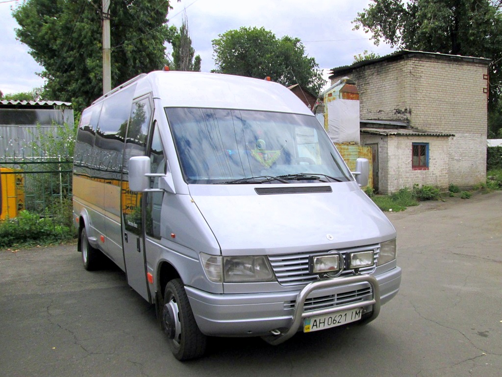 Donetsk region, Ernst Auwärter Super Sprinter Nr. AH 0621 IM