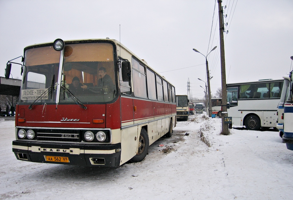 Тверская область, Ikarus 250 № АА 562 69