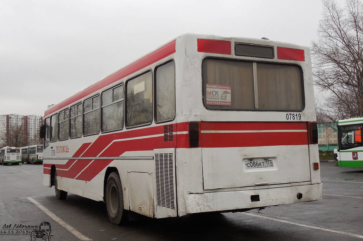 Москва, Mercedes-Benz O325 № 07819