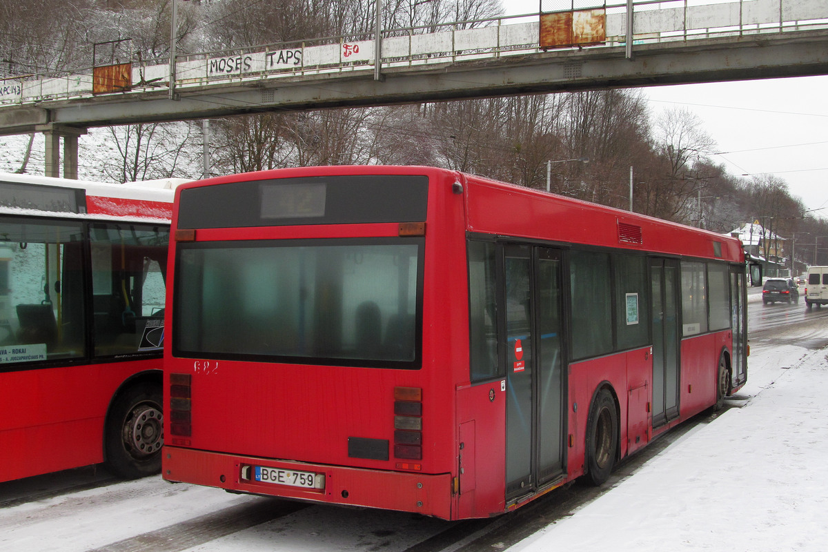 Литва, Van Hool A300 № 682