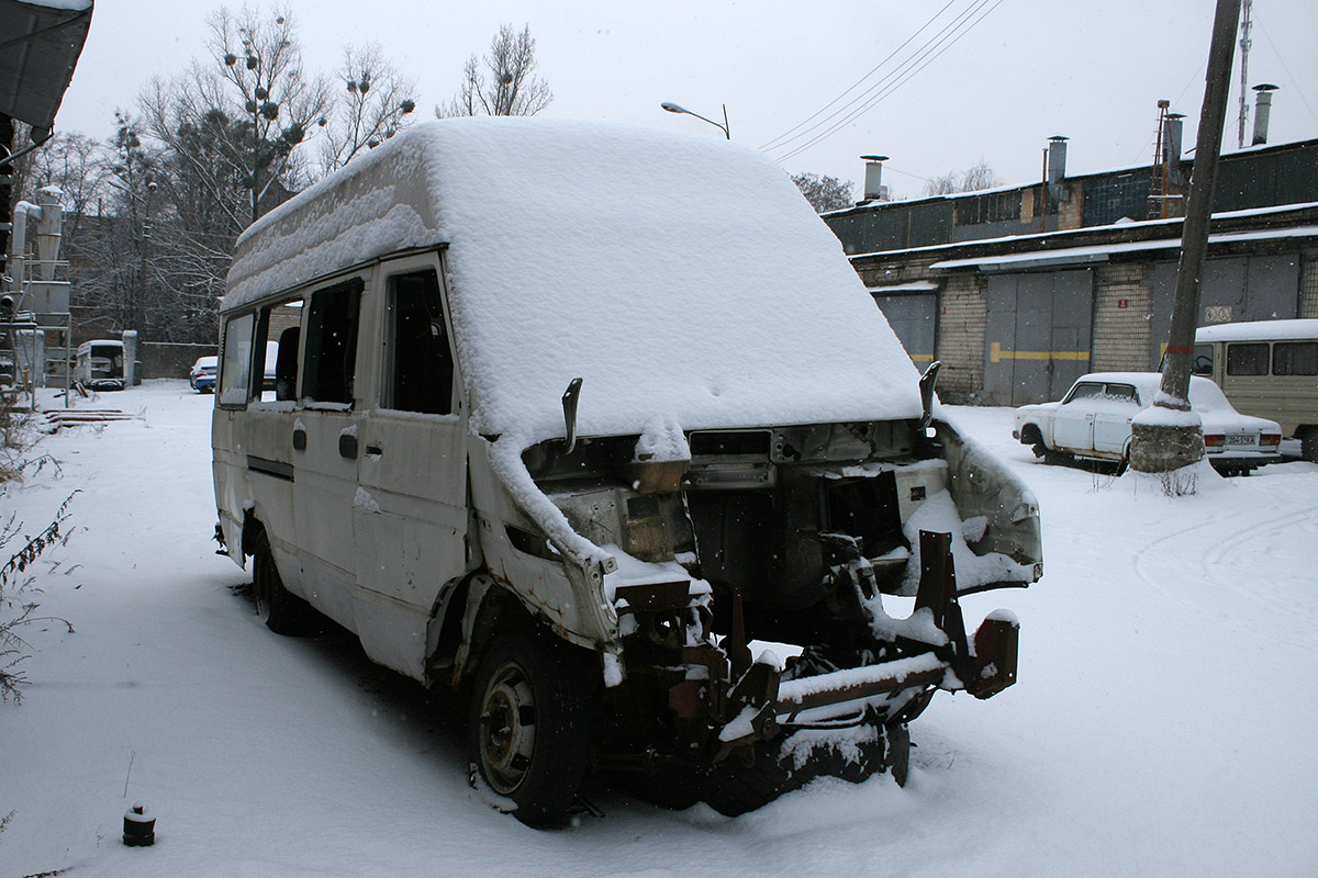 Киев — Автобусы без номеров