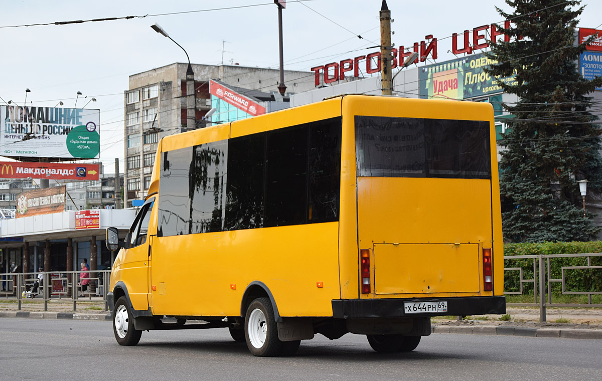 Tver Region, Ruta 20 PE Nr. Х 644 РН 69