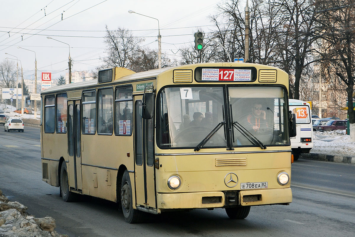 Белгородская область, Mercedes-Benz O305 № Е 708 ЕА 82