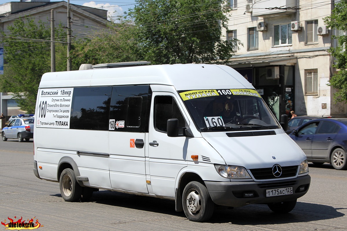 Маршрут 160 маршрутки волгоград. Sprinter 411 CDI. 123 Автобус Волгоград. Автобус 123 Волжский Волгоград. Маршрутка 160 Волгоград.