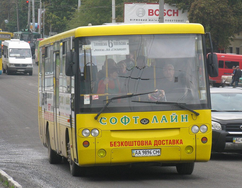 Obwód wołyński, Mercedes-Benz Sprinter W903 312D Nr AC 0141 AE; Obwód wołyński, Bogdan A1441 (LuAZ) Nr 46