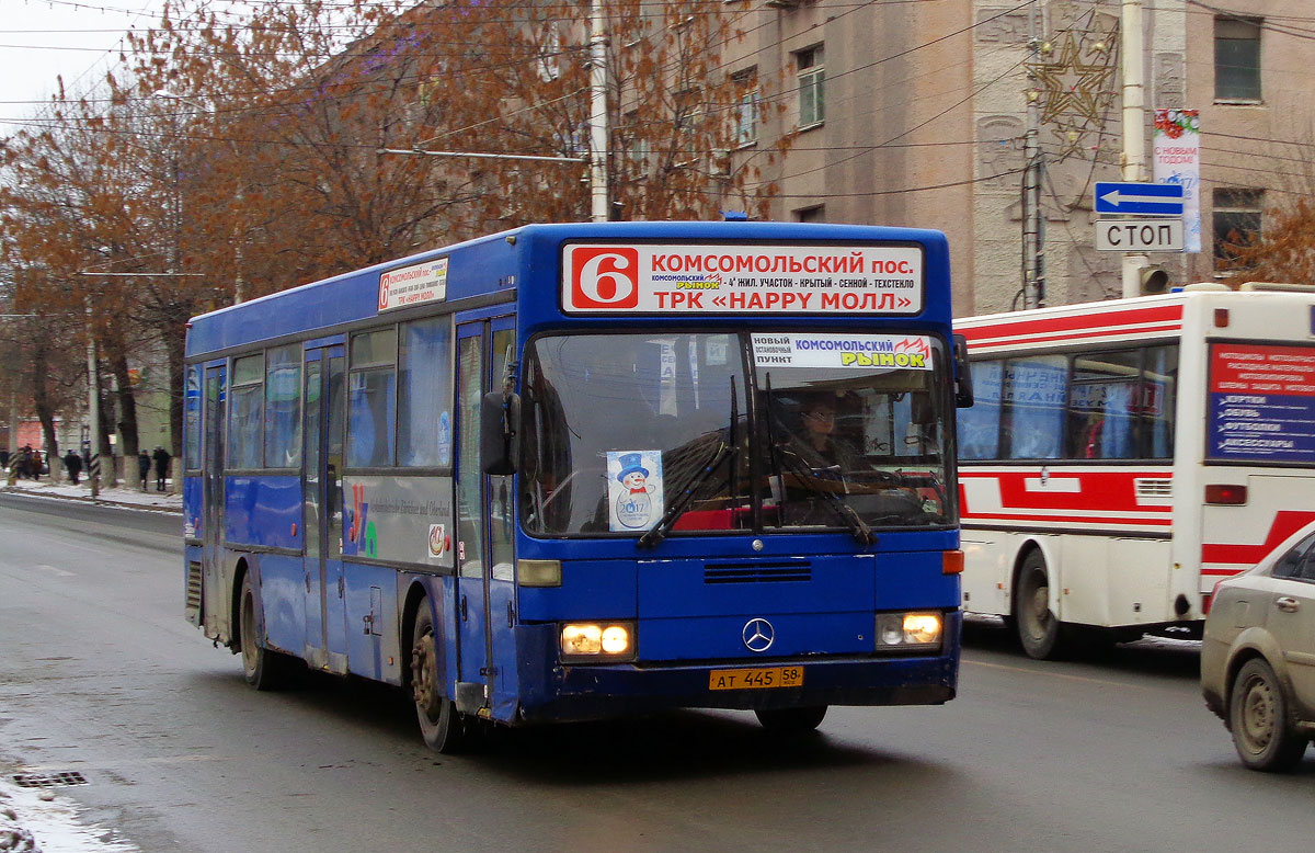 Саратаўская вобласць, Mercedes-Benz O405 № АТ 445 58