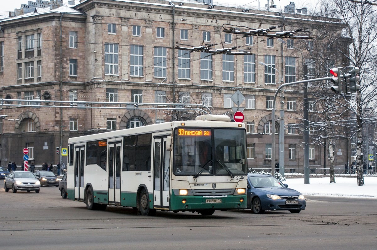 Sankt Peterburgas, NefAZ-5299-30-32 Nr. 2386