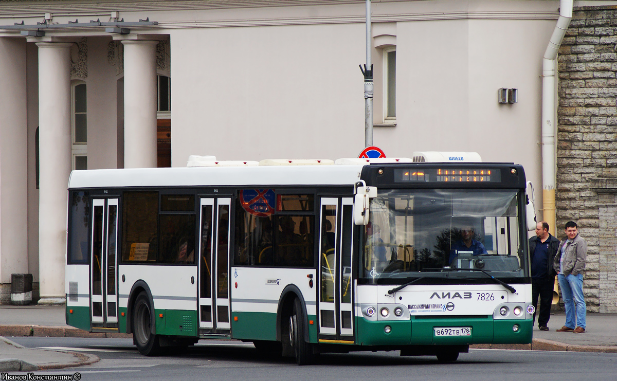 Sankt Petersburg, LiAZ-5292.60 Nr. 7826