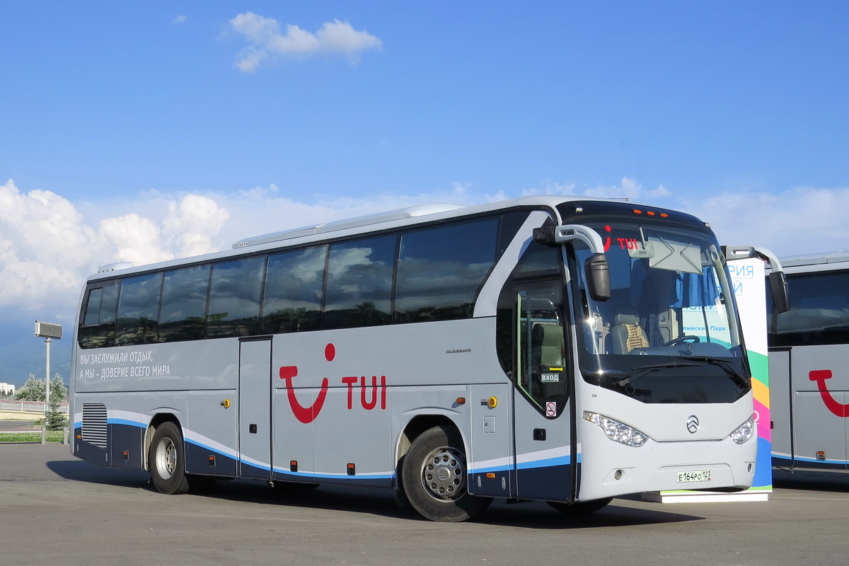 Краснодарский край, Golden Dragon XML6127J12 № Е 164 РО 123