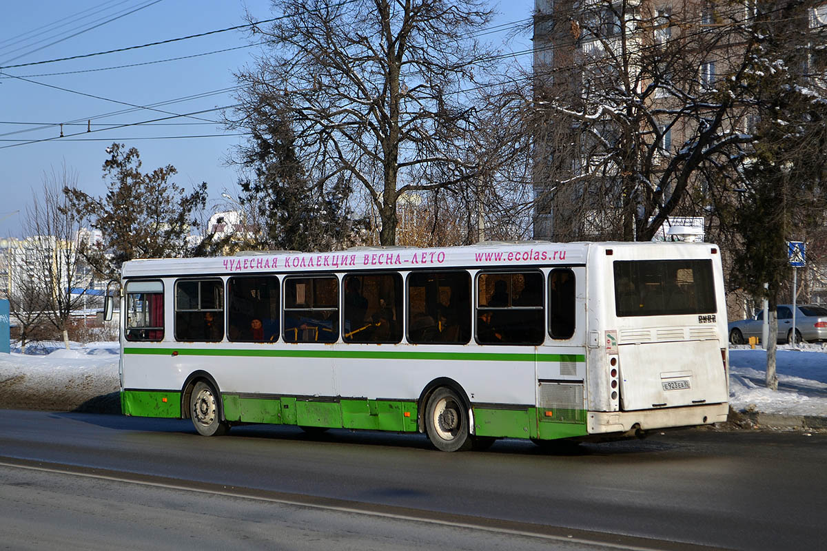 Белгородская область, ЛиАЗ-5256.46 № Е 923 ЕА 82