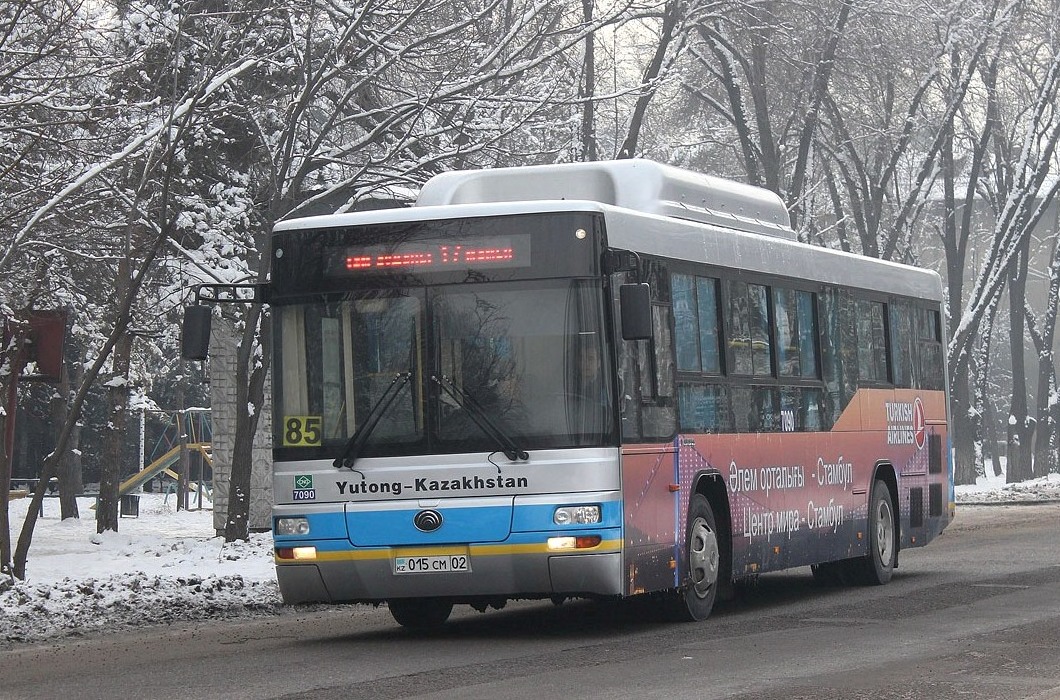 Алматы, Yutong ZK6118HGA № 7090