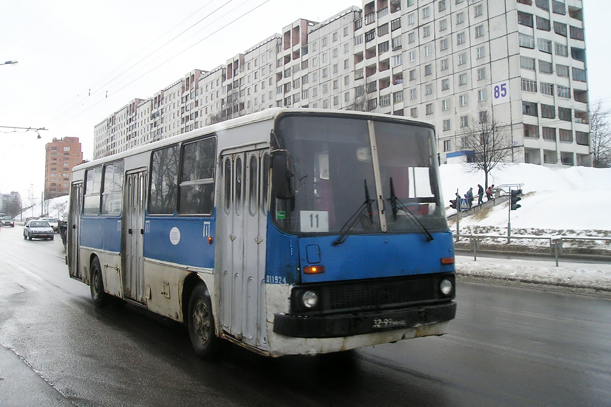 Минск, Ikarus 260.37 № 011924