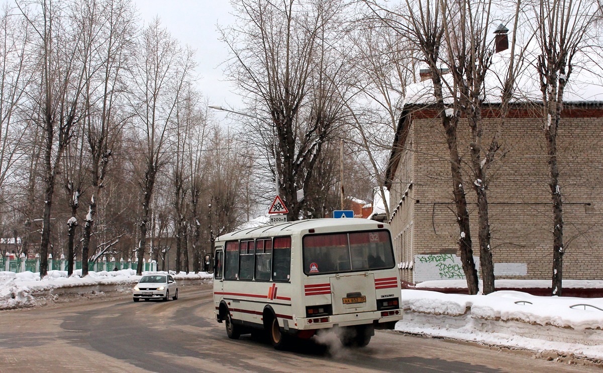 Томская область, ПАЗ-32051-110 № АА 652 70