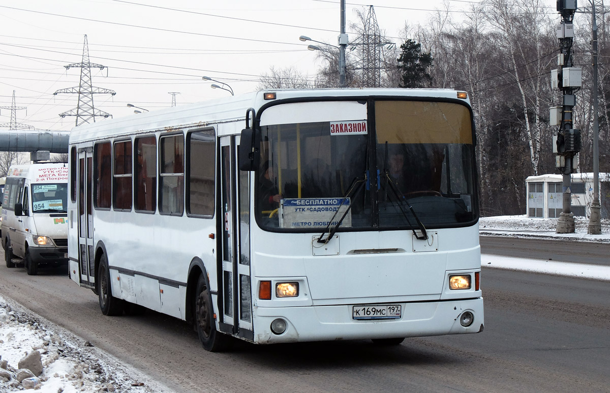 Moskwa, LiAZ-5256.36-01 Nr К 169 МС 197