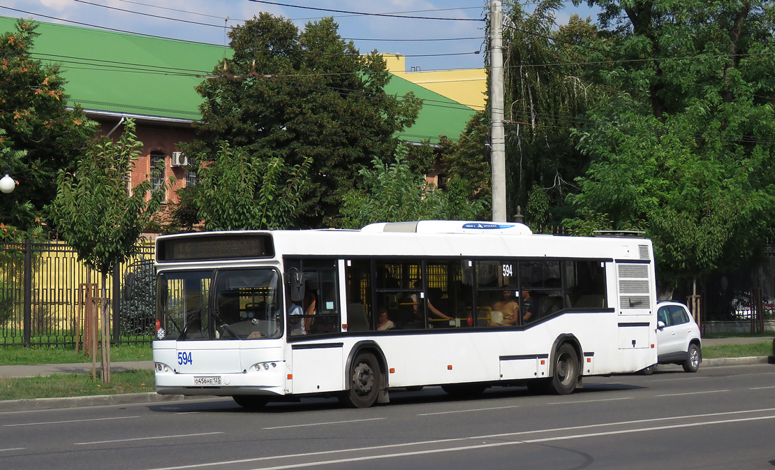 Автобус 594 водный стадион. МАЗ 103 586 585 Краснодар. МАЗ 103.586 спереди. МАЗ 103 586 569 Краснодар. МАЗ 103 Краснодар.