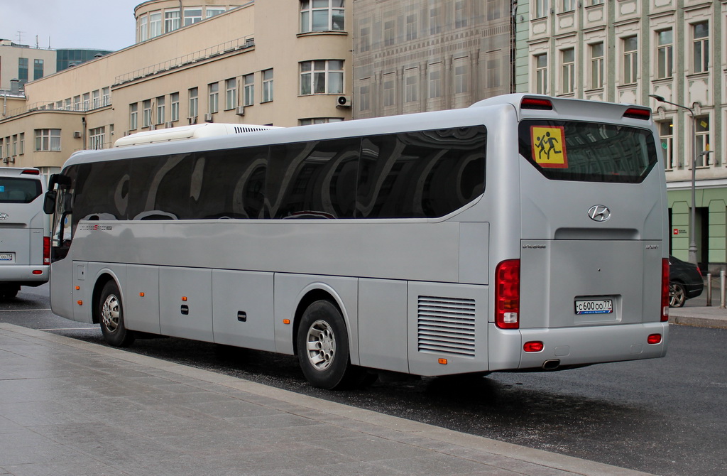 Москва, Hyundai Universe Space Luxury № С 600 ОО 77