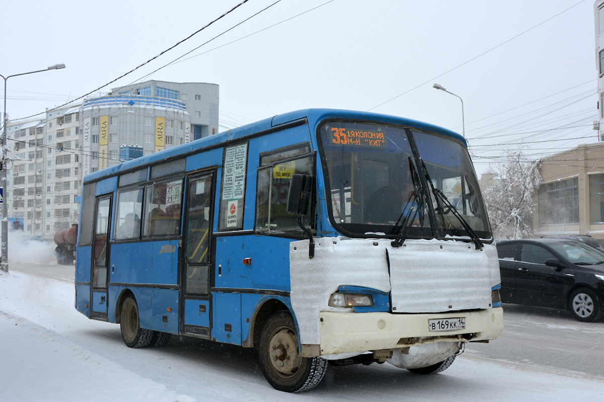 Саха (Якутия), ПАЗ-320401-01 № В 169 КК 14