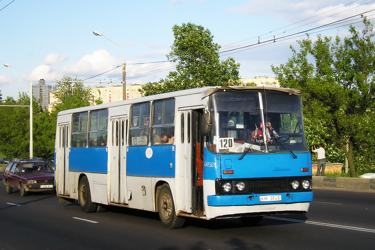 Минск, Ikarus 260.37 № 042561