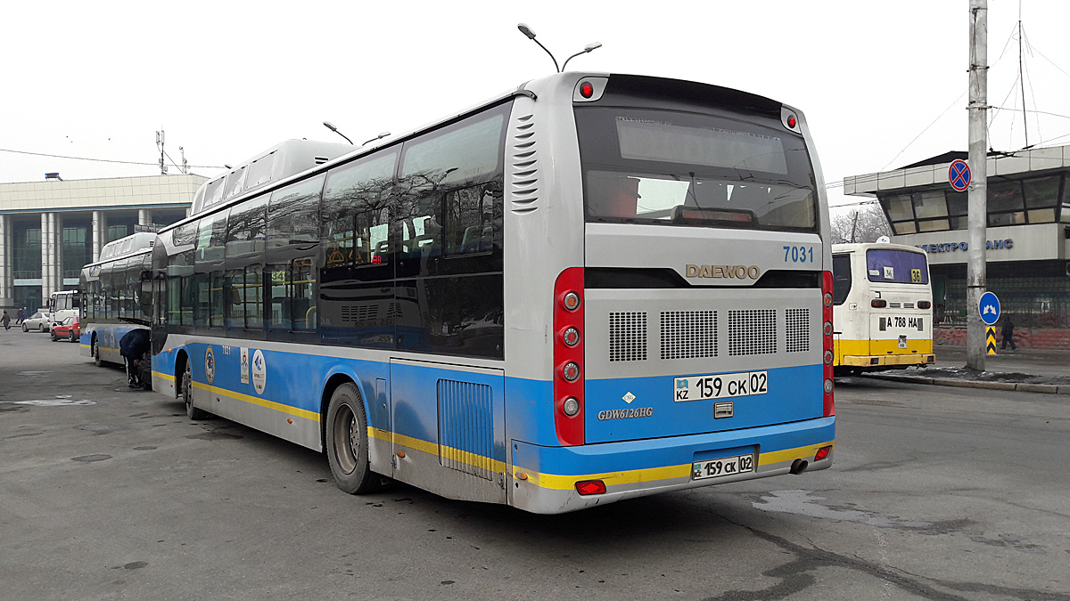 Алматы, Guilin Daewoo GDW6126CNG (СемАЗ) № 7031