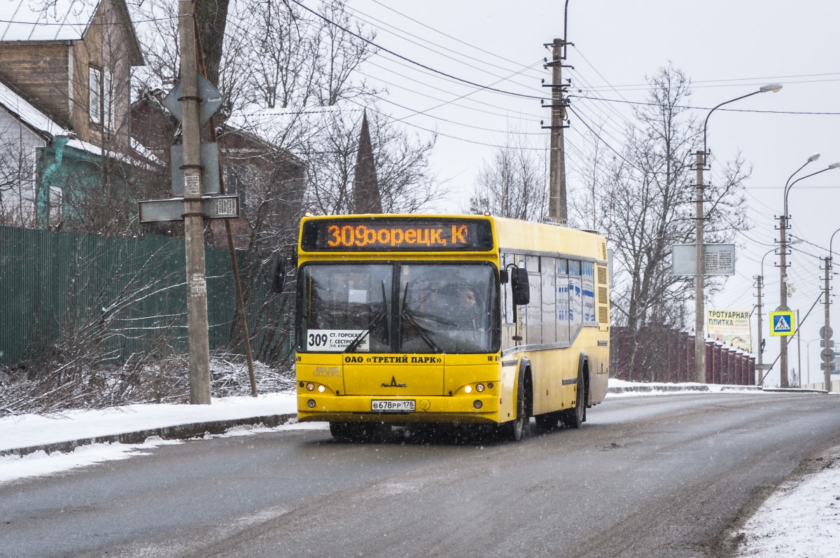 Sankt Petersburg, MAZ-103.485 Nr. В 678 РР 178