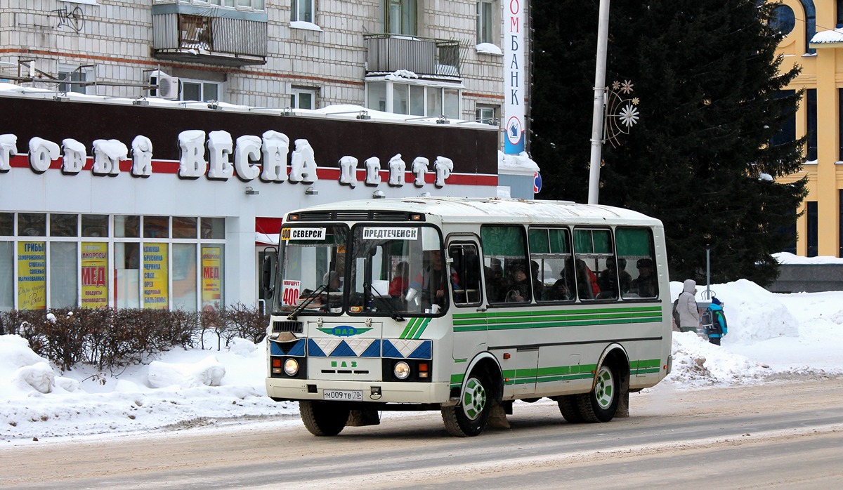 Oblast Tomsk, PAZ-32051-110 Nr. М 009 ТВ 70