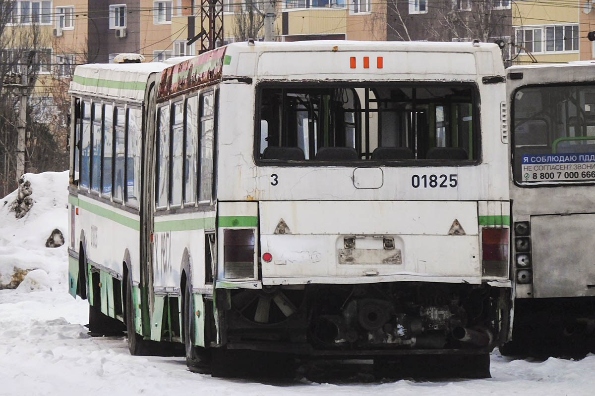 Москва, Ikarus 435.17 № 01825