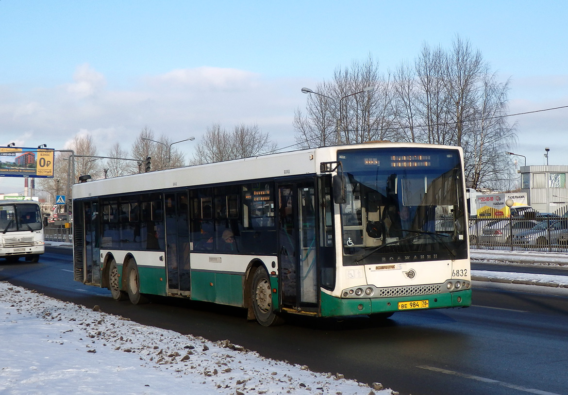 Санкт-Петербург, Волжанин-6270.06 