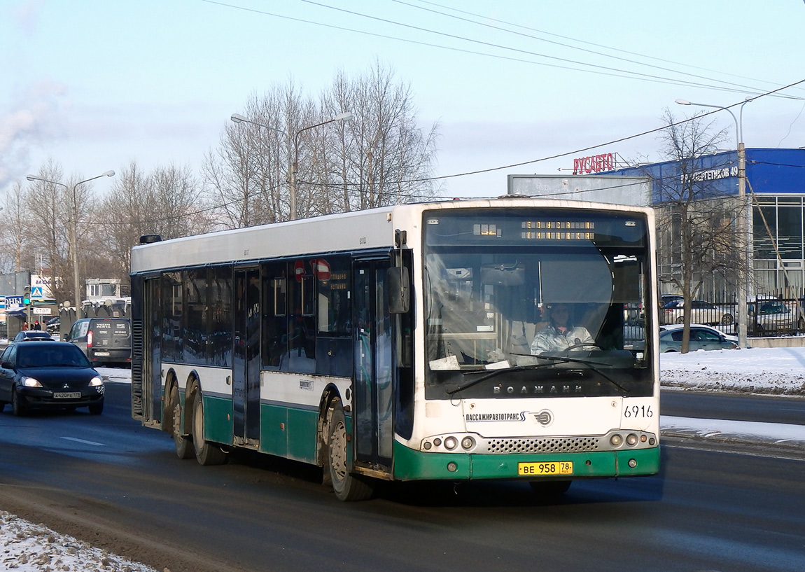 Санкт-Петербург, Волжанин-6270.06 