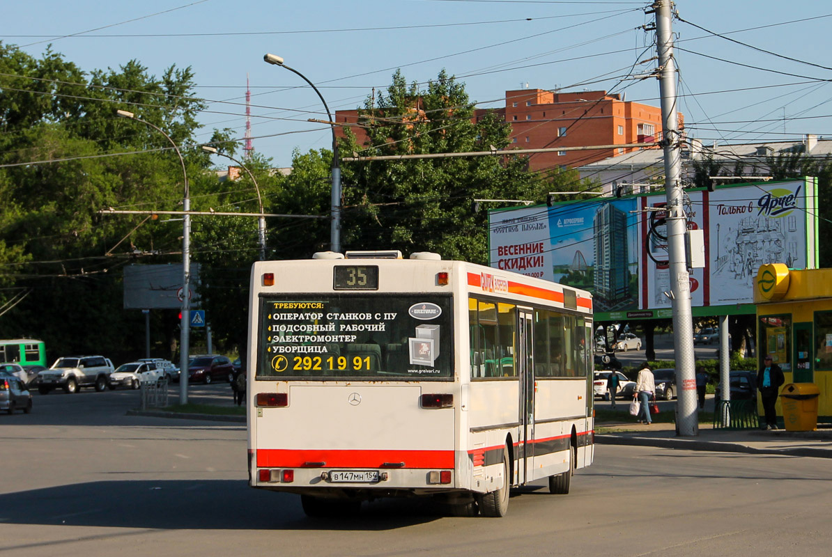 Obwód nowosybirski, Mercedes-Benz O407 Nr В 147 МН 154