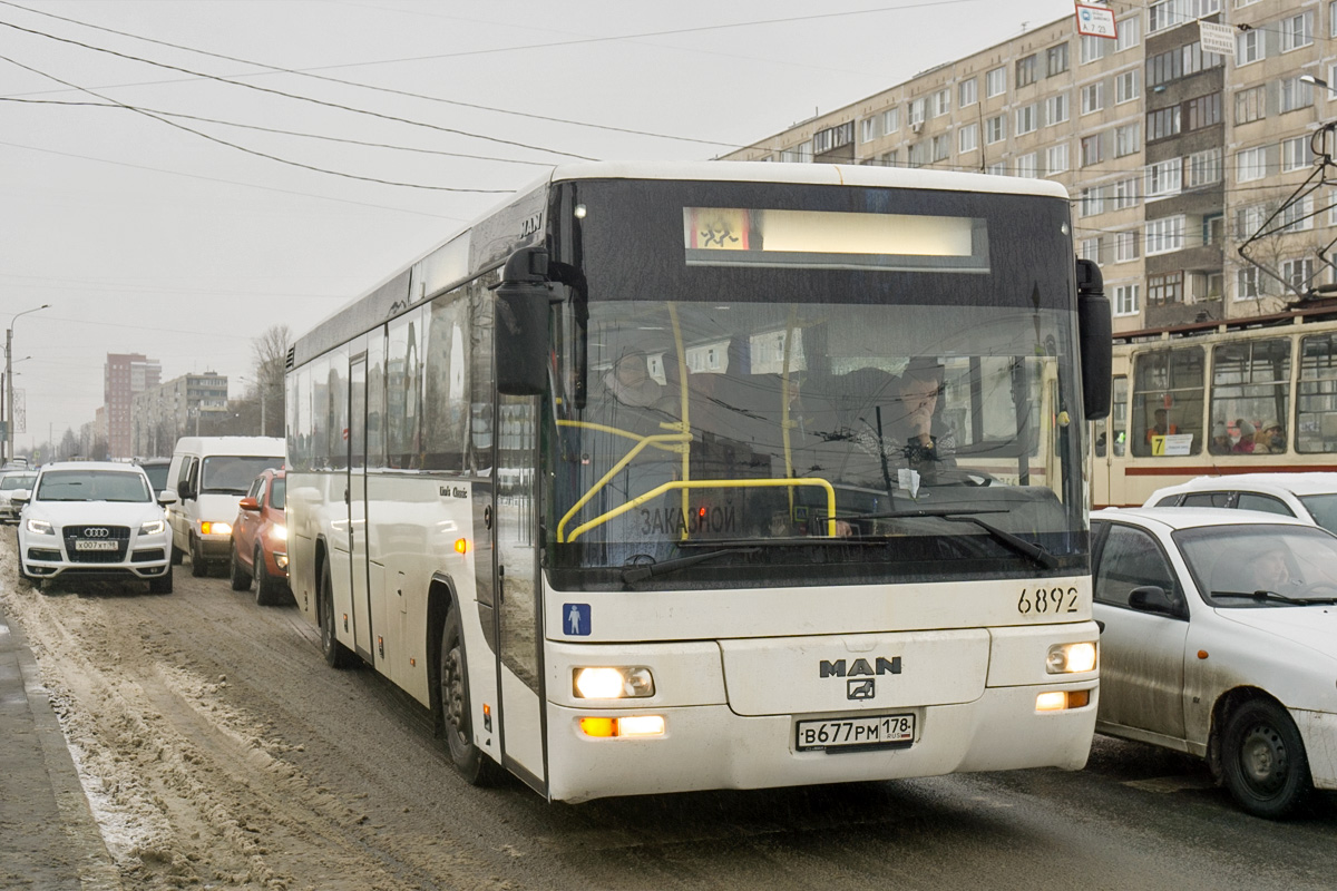 Санкт-Петербург, MAN A72 Lion's Classic SÜ283 № 6892