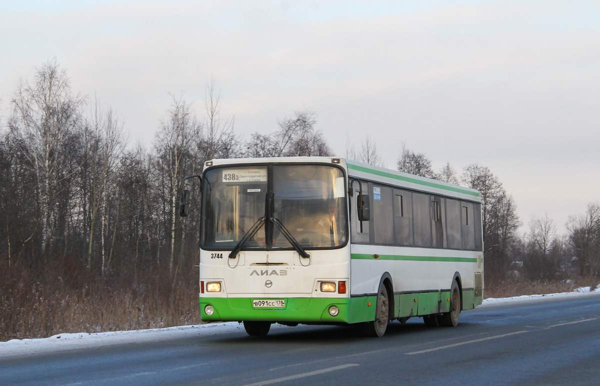 Saint Petersburg, LiAZ-5256.60 # 3744
