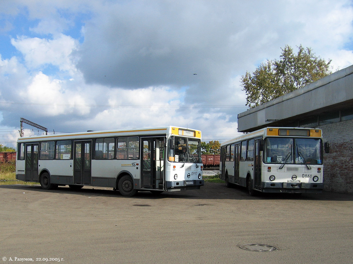 Санкт-Петербург, ЛиАЗ-5256.25 № 0997; Санкт-Петербург, ЛиАЗ-5256.25 № 0861