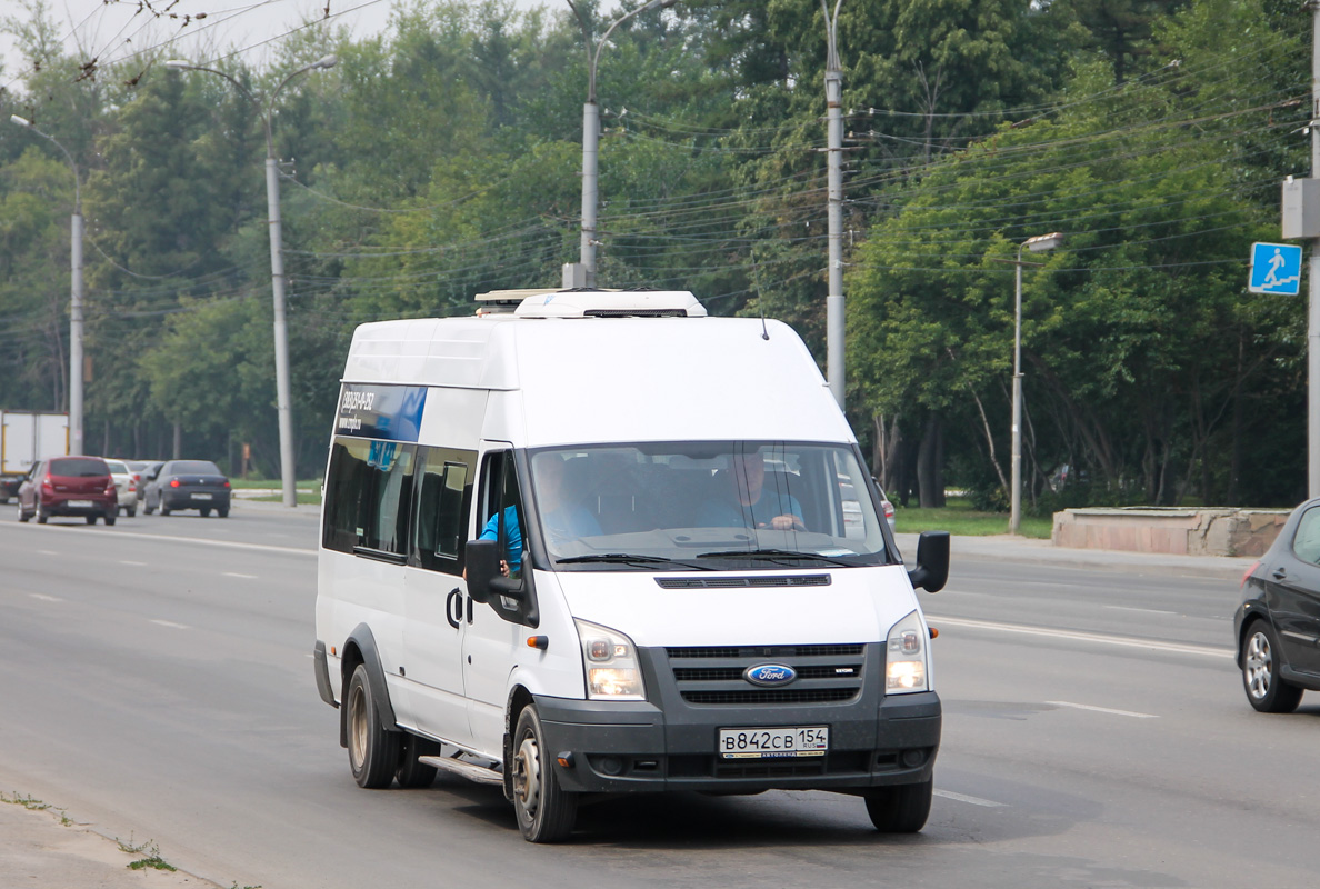 Новосибирская область, Нижегородец-222702 (Ford Transit) № В 842 СВ 154