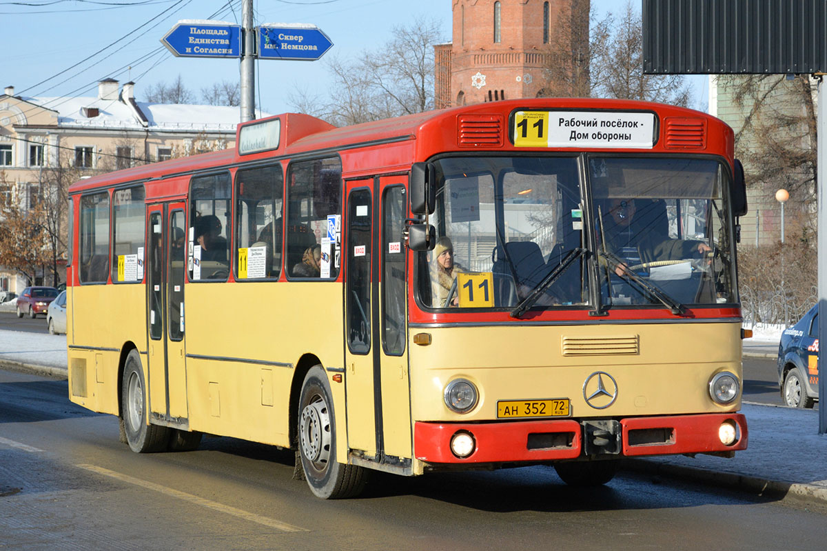 Тюменская область, Mercedes-Benz O305 № АН 352 72