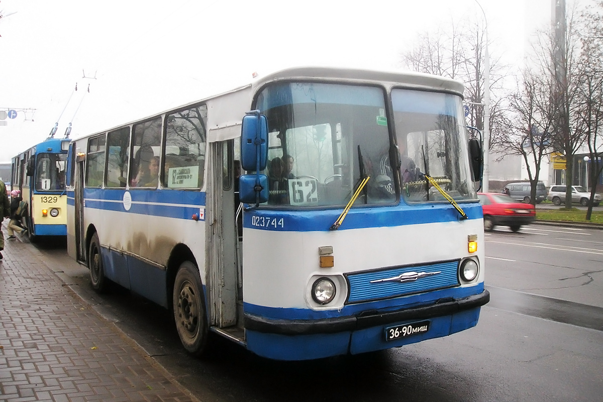 Minsk, LAZ-695N № 023744