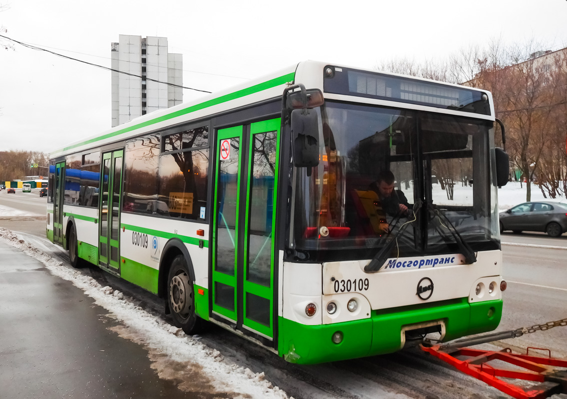 Moskau, LiAZ-5292.21 Nr. 030109