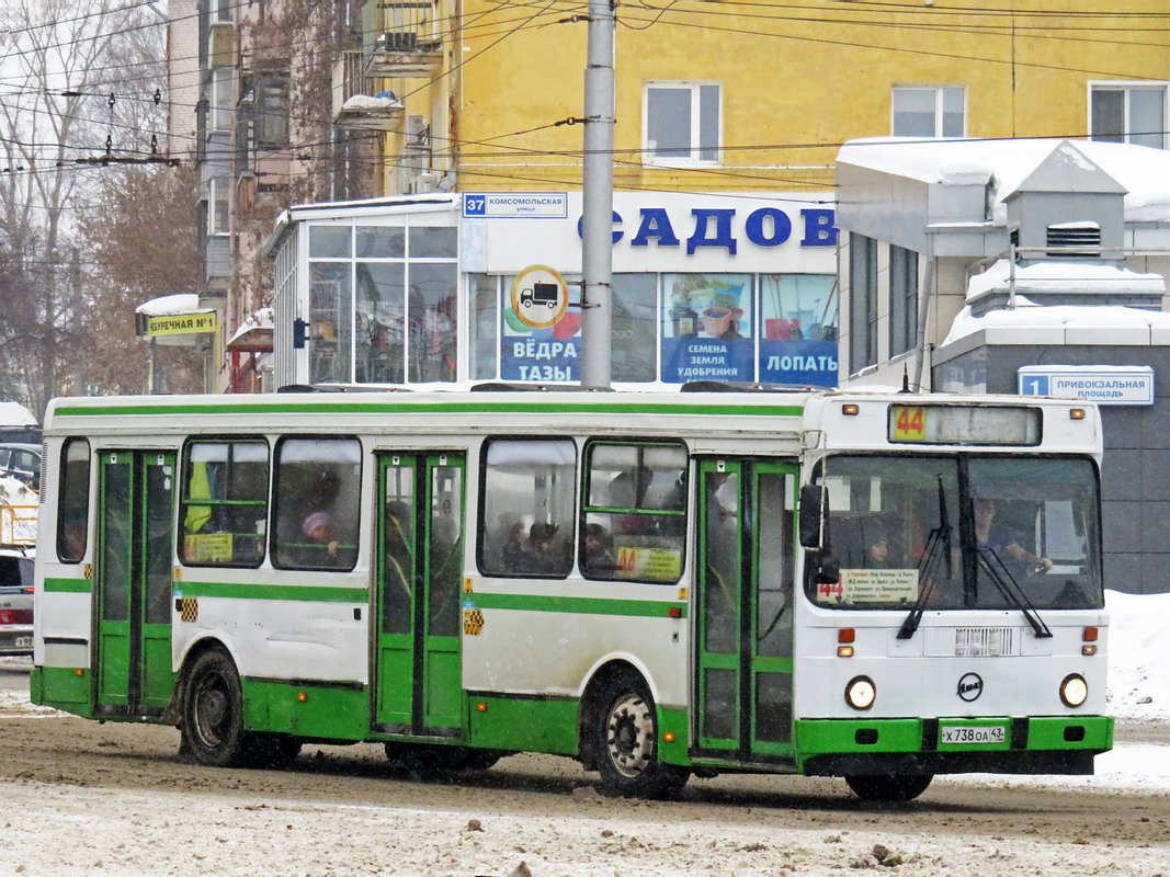 Кировская область, ЛиАЗ-5256.25 № Х 738 ОА 43