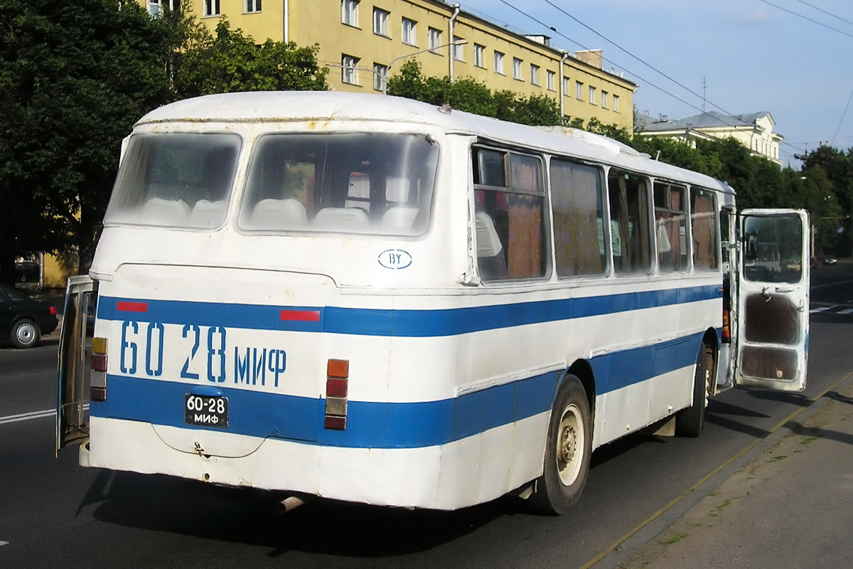 Mińsk, LAZ-697R Nr 013005