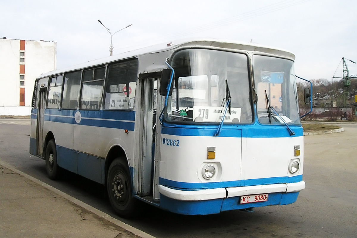 Minsk, LAZ-695N Nr. 013862