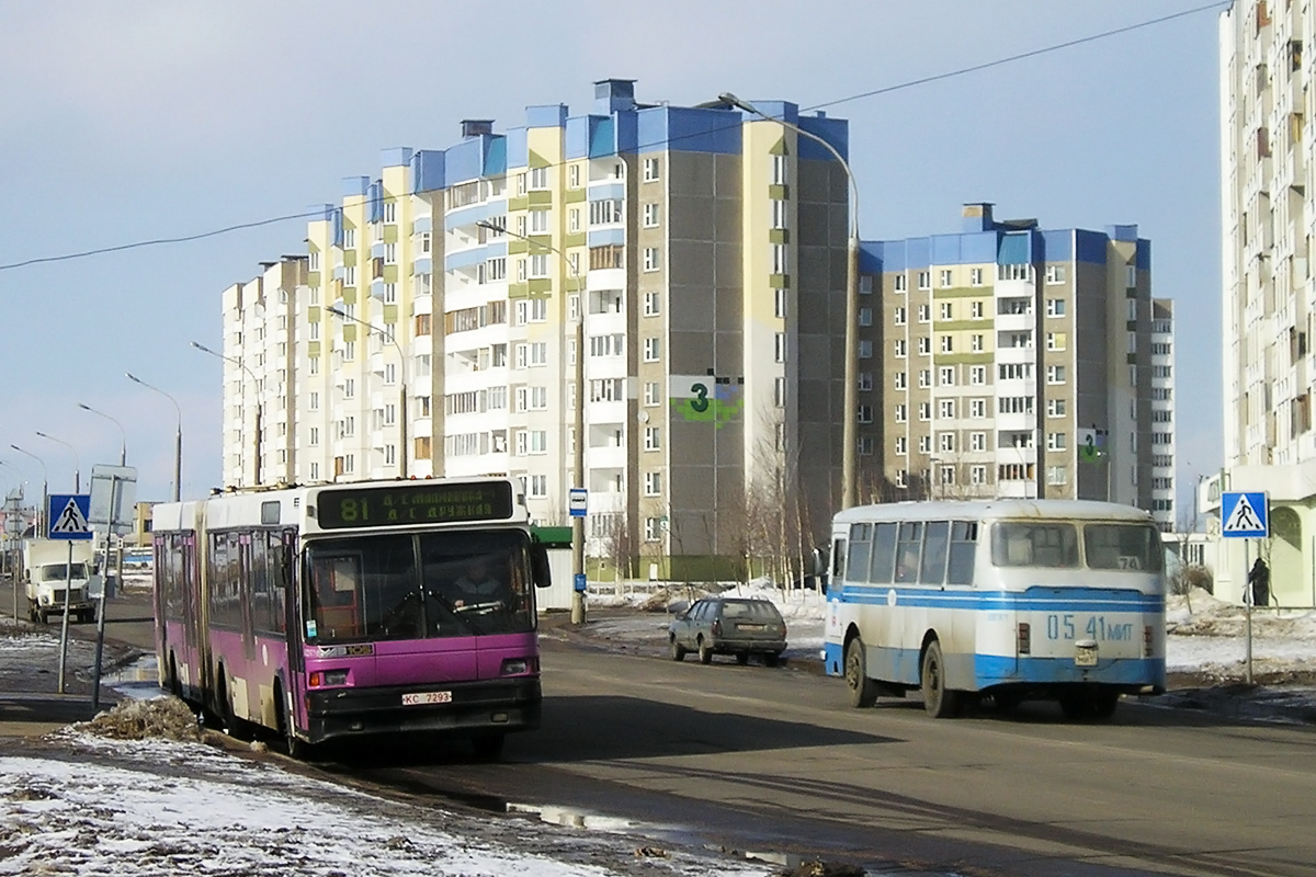 Минск, МАЗ-105.042 № 022690; Минск, ЛАЗ-695Н № 037371