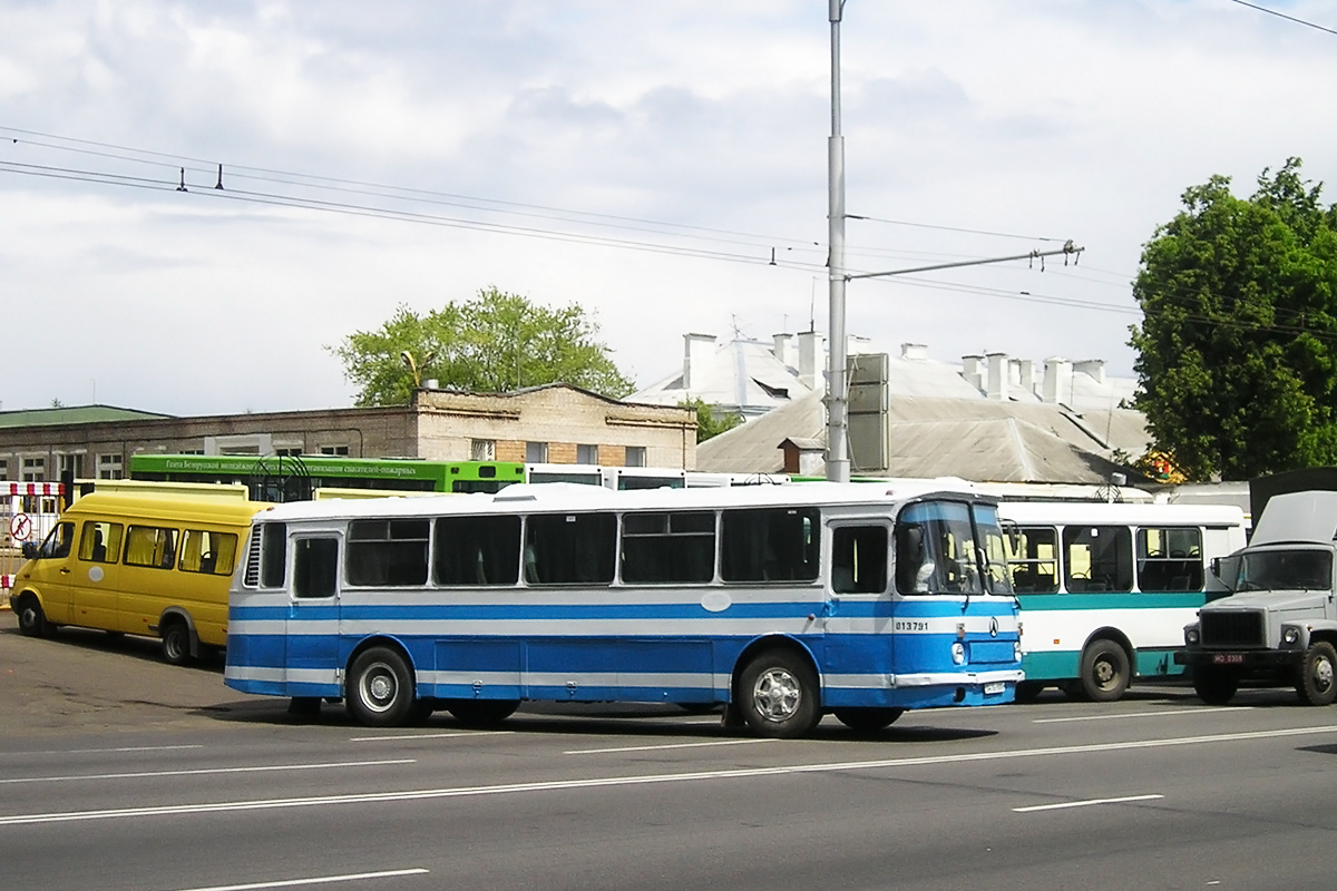 Minsk, LAZ-699R č. 013791