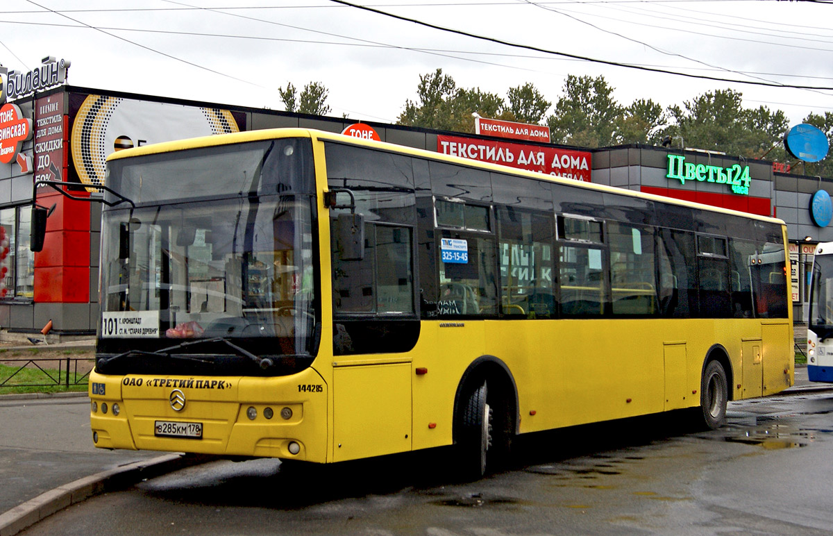 Санкт-Петербург, Golden Dragon XML6125CR № В 285 КМ 178