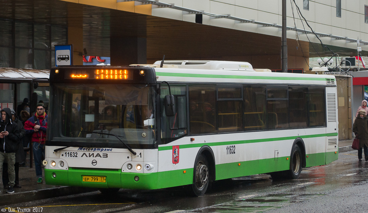 Moskwa, LiAZ-5292.22 (2-2-2) Nr 11632