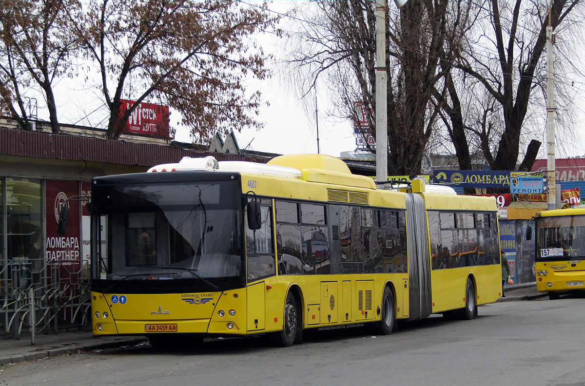 Kyjev, MAZ-215.069 č. 4607