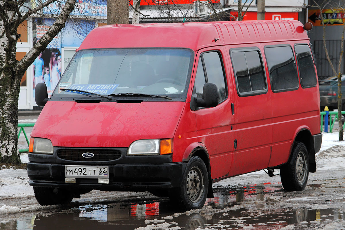 Автобус унеча мглин. Автовокзал Унеча. Маршрутка Сураж Унеча. Автобус Клинцы Унеча.