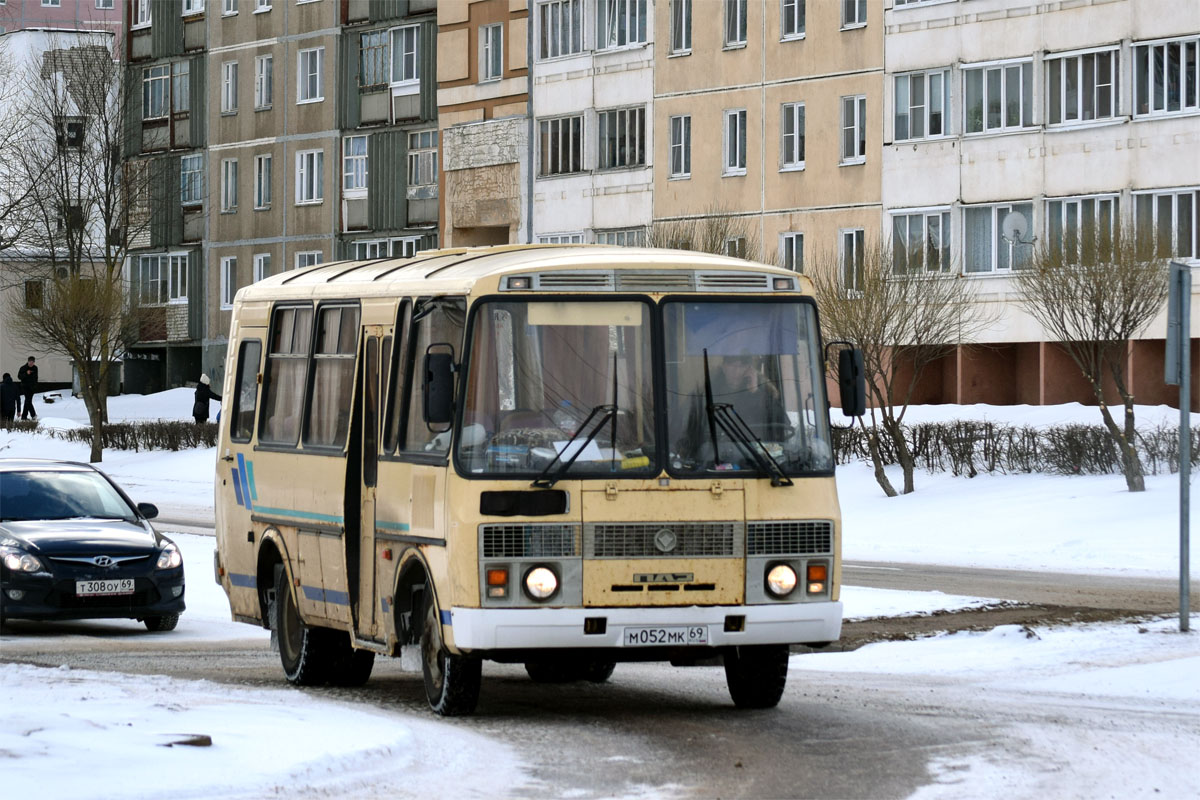 Тверская область, ПАЗ-32053 № М 052 МК 69